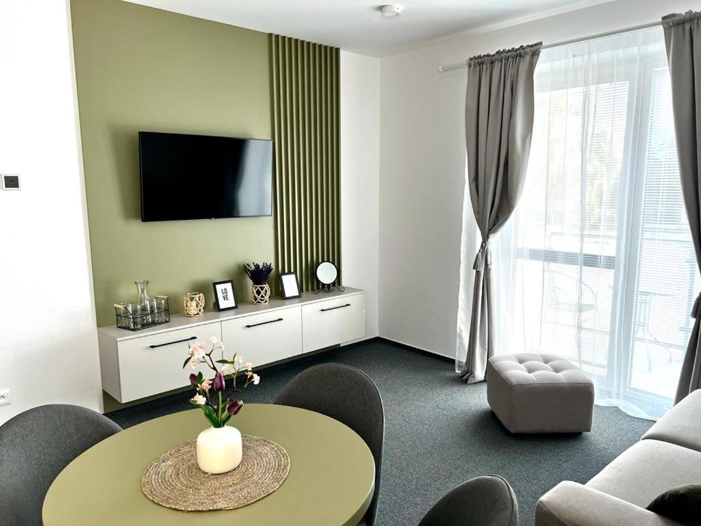 Urban Green Apartment Liptovský Mikuláš Exterior foto